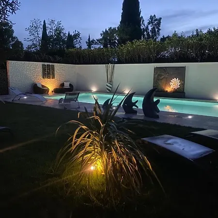Mas Beau Soleil & Spa Cottages De Charme Avec Jacuzzi&Jardin Prives Saint-Remy-de-Provence Exterior photo