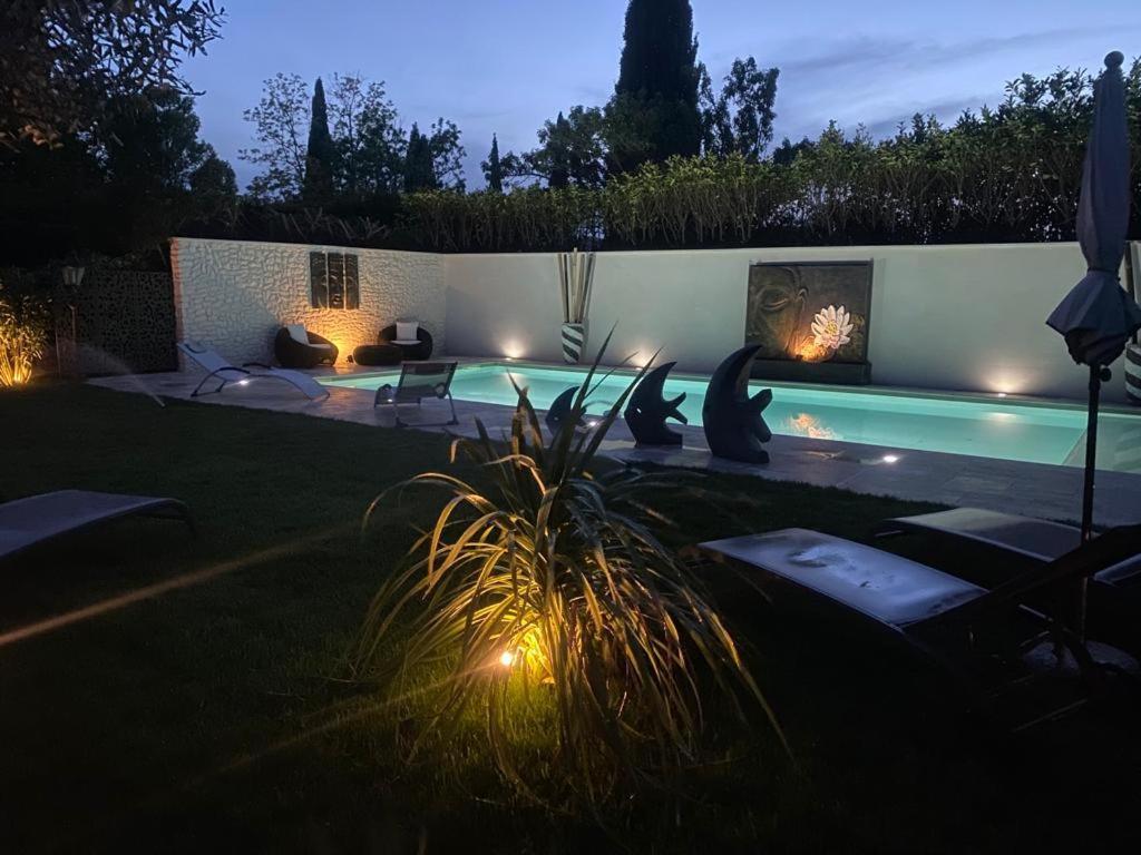 Mas Beau Soleil & De Charme Avec Jacuzzi&jardin Prives Ferienhaus