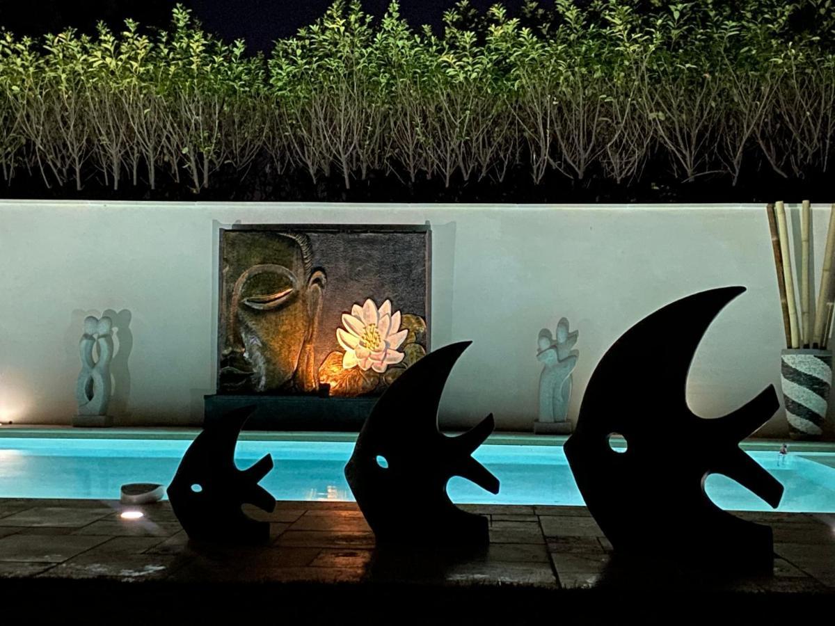 Mas Beau Soleil & De Charme Avec Jacuzzi&jardin Prives Holiday home