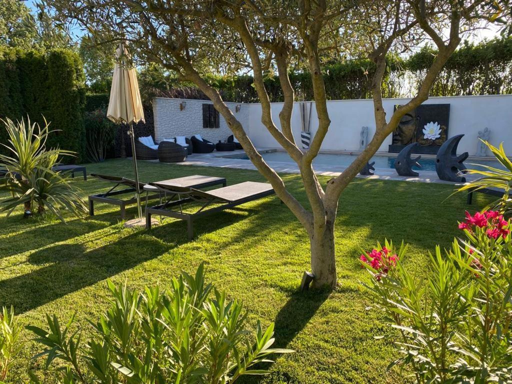 Holiday home Mas Beau Soleil & De Charme Avec Jacuzzi&jardin Prives *