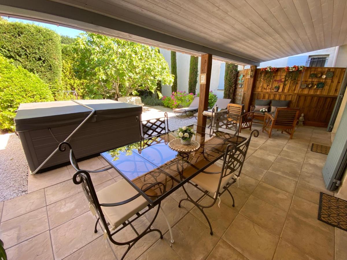 Mas Beau Soleil & De Charme Avec Jacuzzi&jardin Prives Holiday home Saint-Remy-de-Provence