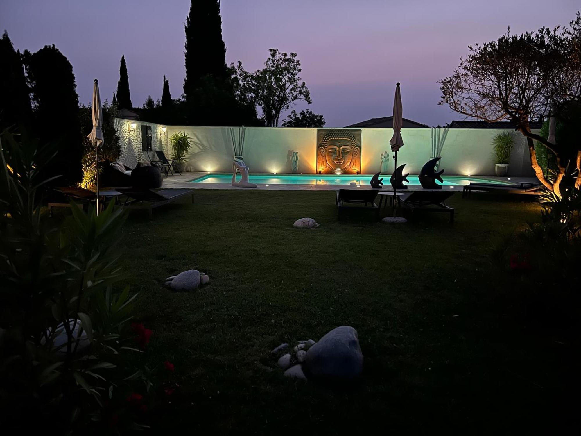 Mas Beau Soleil & De Charme Avec Jacuzzi&jardin Prives Ferienhaus *