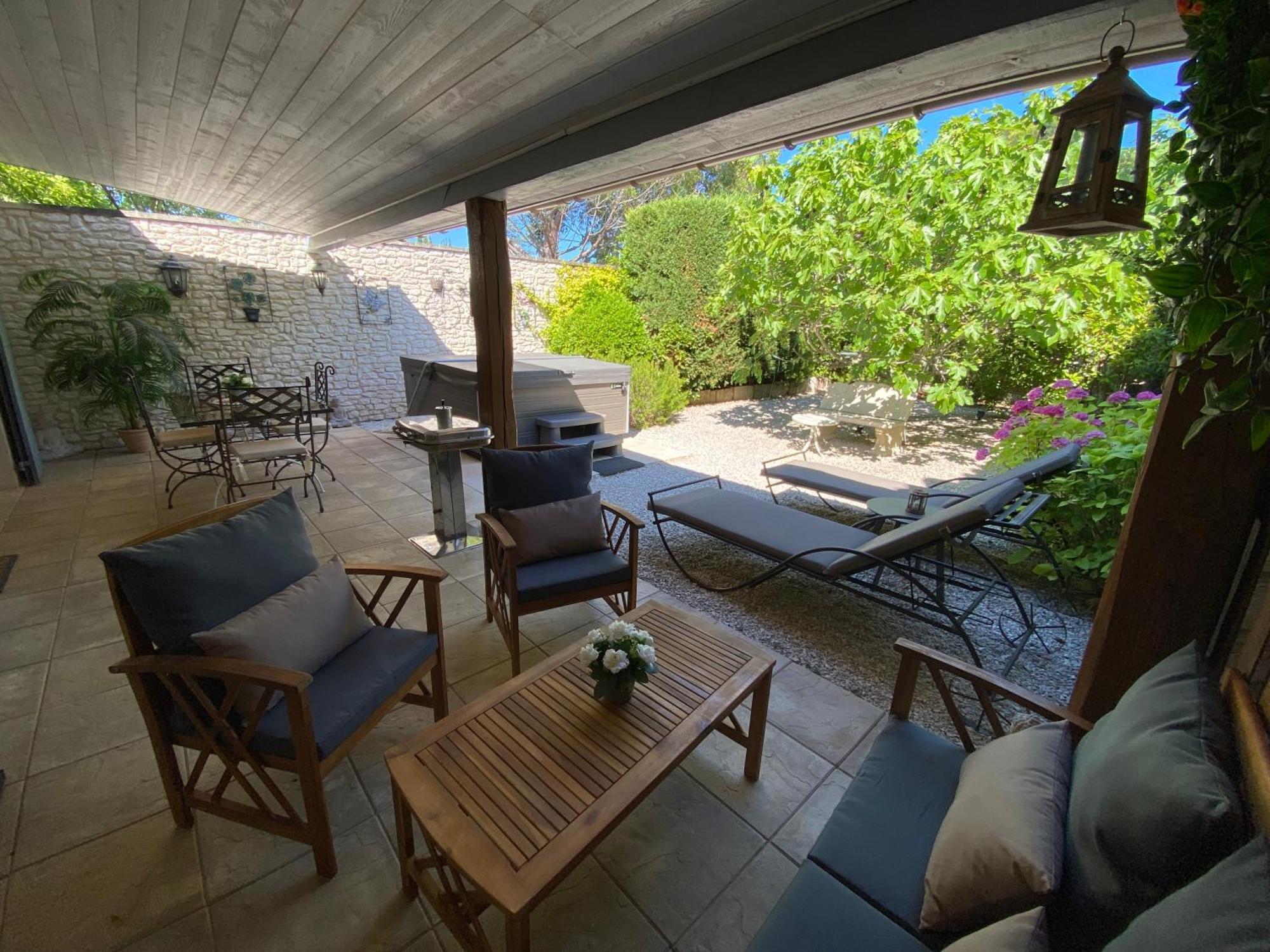 Ferienhaus Mas Beau Soleil & De Charme Avec Jacuzzi&jardin Prives Saint-Rémy-de-Provence